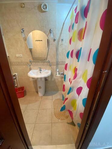 Продаётся 2-комн. вторичка 85 м², м. Элмляр Академиясы, photo 13 from 15