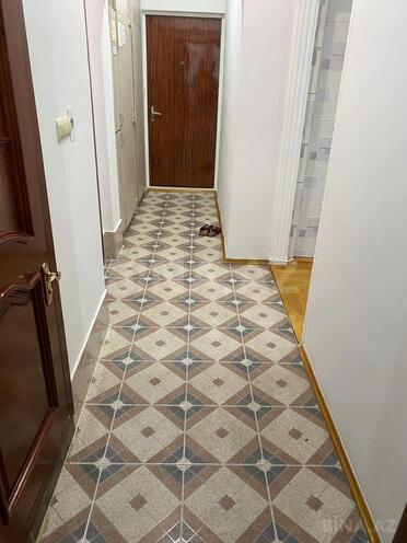 Продаётся 2-комн. вторичка 85 м², м. Элмляр Академиясы, photo 10 from 15