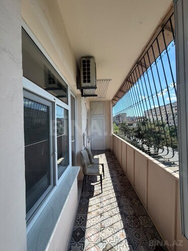Satılır 2 otaqlı köhnə tikili 57 m², Bakıxanov q., photo 13 from 15