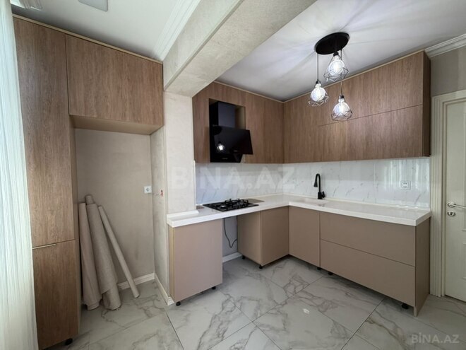 Satılır 2 otaqlı köhnə tikili 57 m², Bakıxanov q., photo 8 from 15