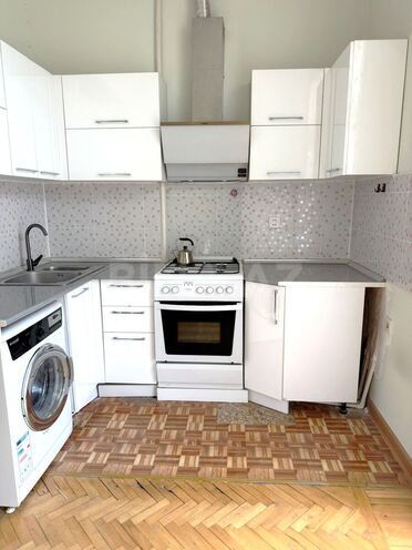 Сдаётся 2-комн. вторичка 70 м², м. 28 мая, photo 1 from 14