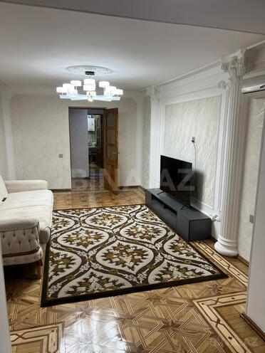 Satılır 3 otaqlı köhnə tikili 70 m², Yasamal r., photo 4 from 27