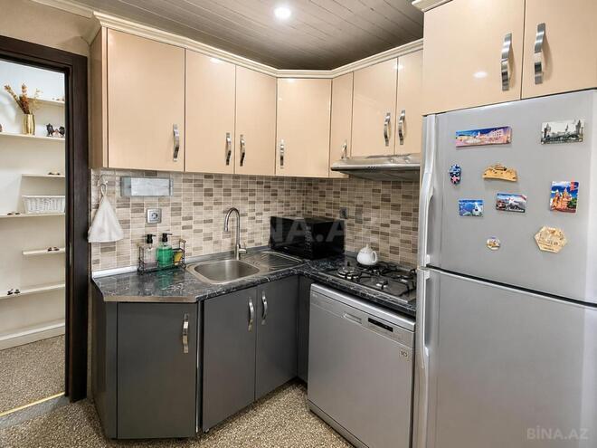 Satılır 3 otaqlı köhnə tikili 80 m², Xalqlar Dostluğu m., photo 9 from 15