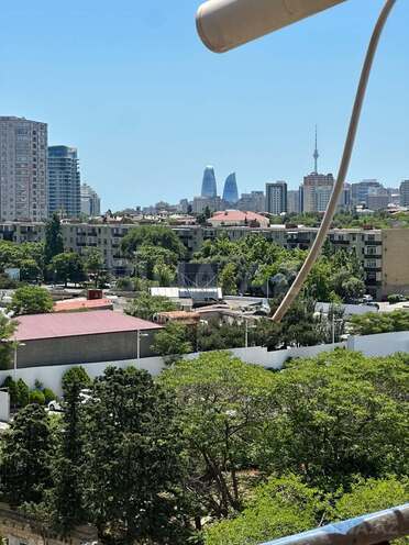 Сдаётся 3-комн. новостройка 130 м², м. 8 ноября, photo 12 from 18