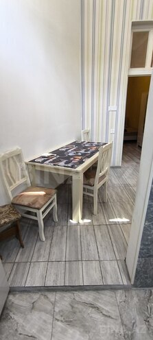 İcarəyə verilir 3 otaqlı köhnə tikili 60 m², Sahil m., photo 9 from 17