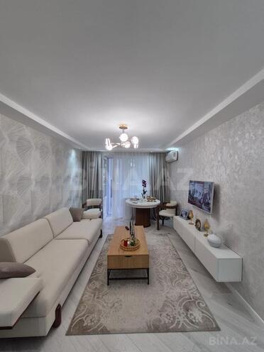Satılır 2 otaqlı köhnə tikili 55 m², Gənclik m., photo 1 from 12
