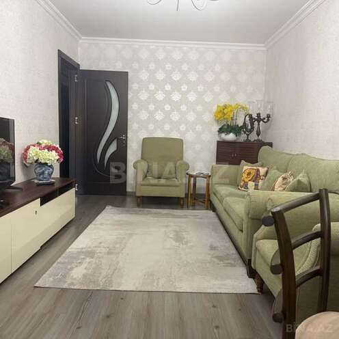 Продаётся 2-комн. вторичка 45 м², м. Мемар Аджеми, photo 3 from 8