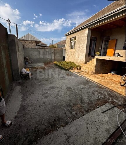 Satılır 4 otaqlı həyət evi/bağ evi 120 m², Binə q., photo 1 from 12