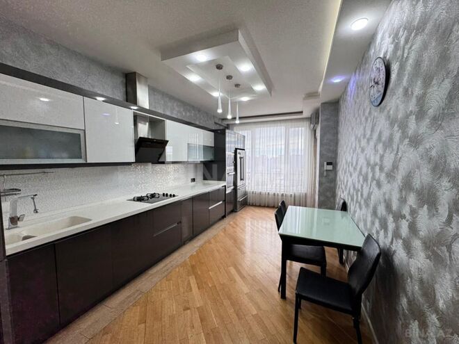 Satılır 5 otaqlı yeni tikili 218 m², 7-ci mikrorayon q., photo 13 from 22