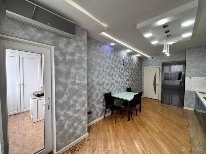 Satılır 5 otaqlı yeni tikili 218 m², 7-ci mikrorayon q., photo 15 from 22