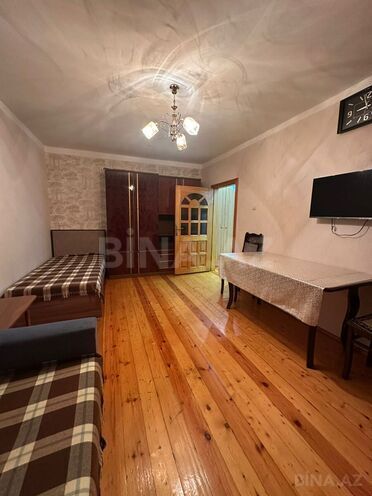 İcarəyə verilir 1 otaqlı köhnə tikili 30 m², İnşaatçılar m., photo 3 from 9