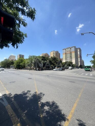 Satılır 3 otaqlı köhnə tikili 80 m², Nəsimi r., photo 3 from 13