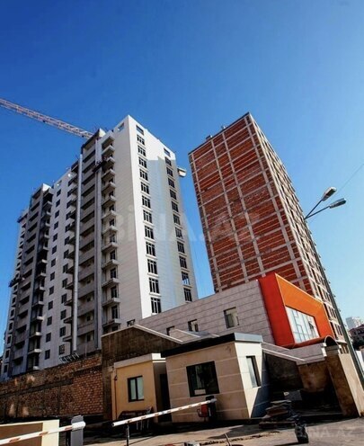 Продаётся 2-комн. новостройка 71.1 м², м. Ахмедлы, photo 1 from 7