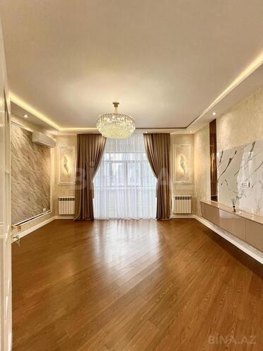 Продаётся 3-комн. новостройка 108 м², м. 28 мая, photo 1 from 19