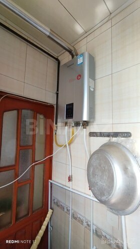 Satılır 3 otaqlı köhnə tikili 60 m², Hövsan q., photo 9 from 18