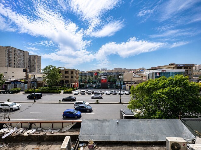 İcarəyə verilir 2 otaqlı köhnə tikili 65 m², İnşaatçılar m., photo 1 from 11