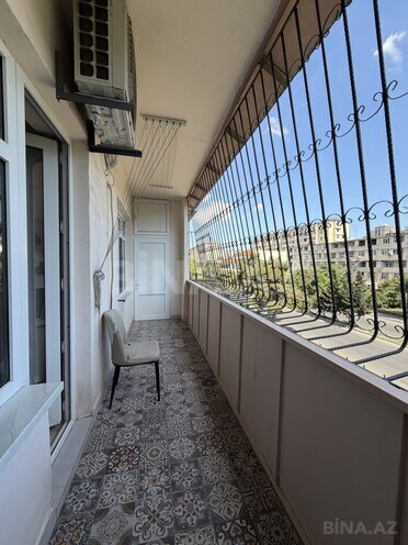 Satılır 2 otaqlı köhnə tikili 65 m², Bakıxanov q., photo 17 from 18