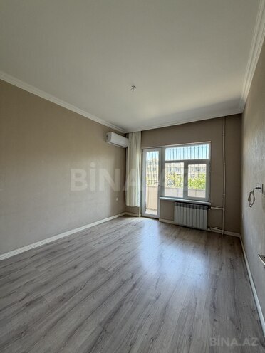 Satılır 2 otaqlı köhnə tikili 65 m², Bakıxanov q., photo 10 from 18