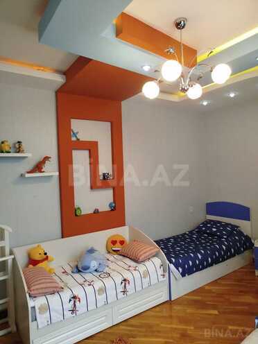 Продаётся 3-комн. новостройка 145 м², Хатаинский р., photo 30 from 32