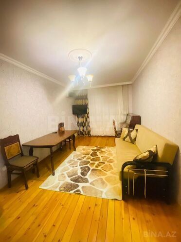 Сдаётся 2-комн. вторичка 63 м², м. Ази Асланов, photo 1 from 9