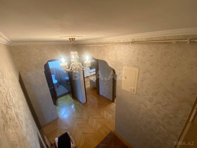 Продаётся 4-комн. вторичка 70 м², м. Ази Асланов, photo 23 from 25
