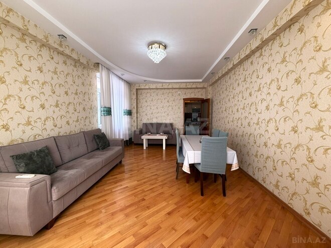 Продаётся 3-комн. новостройка 100 м², м. Ази Асланов, photo 1 from 12