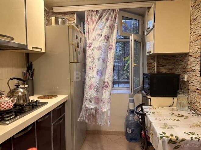 Satılır 3 otaqlı köhnə tikili 80 m², Nizami m., photo 7 from 9