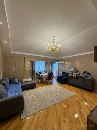 Satılır 4 otaqlı yeni tikili 185 m², 7-ci mikrorayon q., photo 4 from 20
