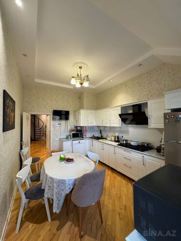 Satılır 4 otaqlı yeni tikili 185 m², 7-ci mikrorayon q., photo 8 from 20