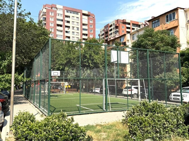 Satılır 3 otaqlı köhnə tikili 75 m², Nəriman Nərimanov m., photo 1 from 16