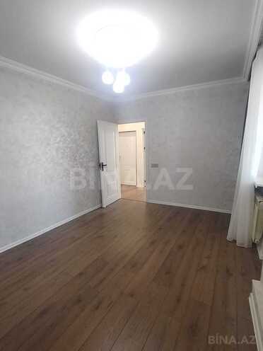 Продаётся 3-комн. вторичка 70 м², Хатаинский р., photo 7 from 17