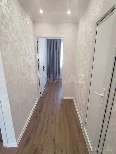 Продаётся 3-комн. вторичка 70 м², Хатаинский р., photo 1 from 17