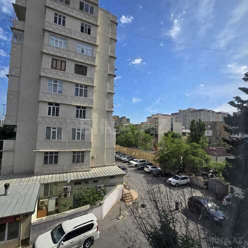 Satılır 2 otaqlı köhnə tikili 48 m², Yasamal q., photo 13 from 15