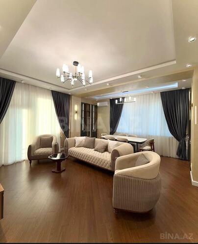 İcarəyə verilir 3 otaqlı yeni tikili 140 m², 28 May m., photo 1 from 13