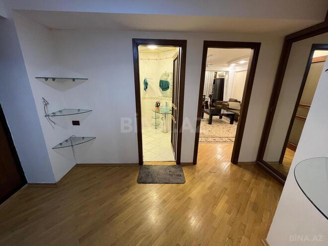 İcarəyə verilir 2 otaqlı köhnə tikili 90 m², Yasamal r., photo 22 from 26