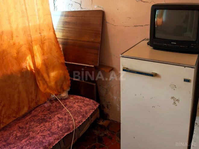 Продаётся 3-комн. вторичка 70 м², м. Кара Караев, photo 7 from 19