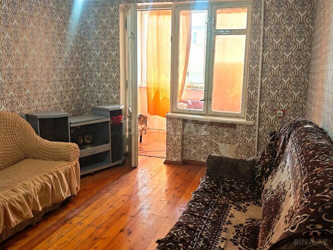 Продаётся 3-комн. вторичка 70 м², м. Кара Караев, photo 11 from 19