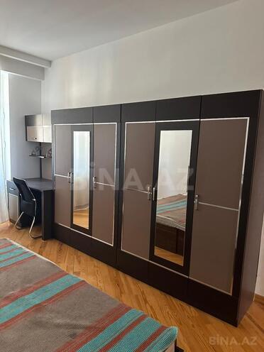 Сдаётся 3-комн. новостройка 110 м², м. Ази Асланов, photo 14 from 19
