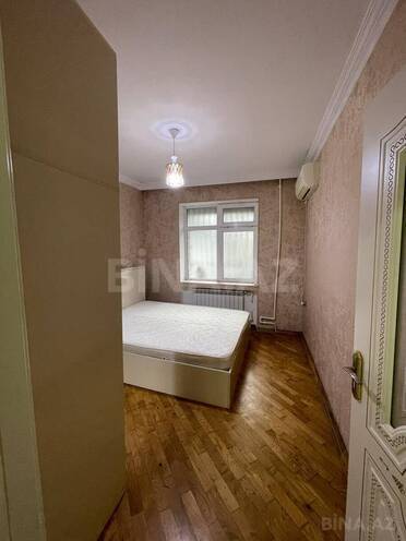 İcarəyə verilir 2 otaqlı köhnə tikili 60 m², 8 Noyabr m., photo 5 from 12