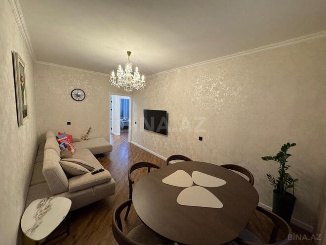 Продаётся 3-комн. вторичка 63 м², м. Элмляр Академиясы, photo 4 from 16