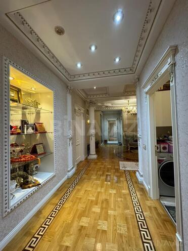 Satılır 5 otaqlı yeni tikili 220 m², Bakıxanov q., photo 22 from 30