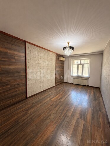 Satılır 3 otaqlı köhnə tikili 65 m², Əhmədli m., photo 1 from 11