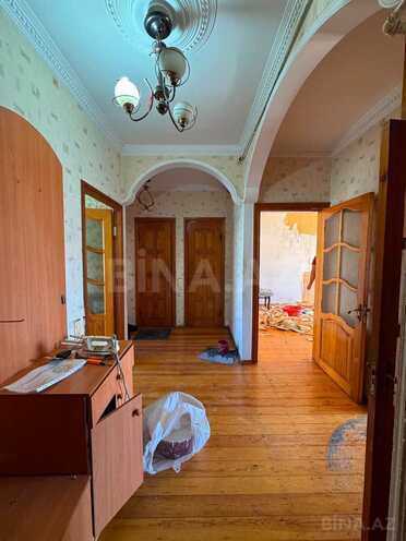 Продаётся 3-комн. вторичка 75 м², Хатаинский р., photo 1 from 20