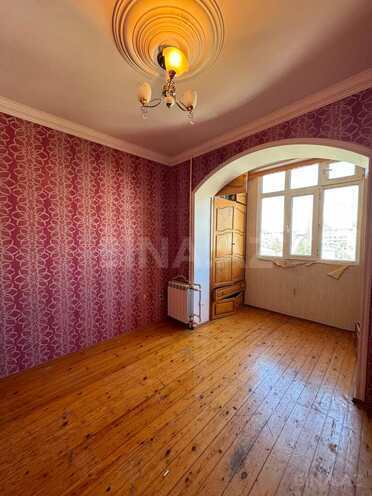 Продаётся 3-комн. вторичка 75 м², Хатаинский р., photo 14 from 20