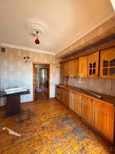 Продаётся 3-комн. вторичка 75 м², Хатаинский р., photo 10 from 20
