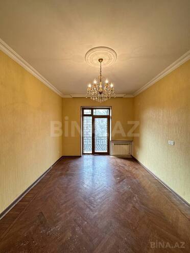 Продаётся 2-комн. вторичка 61 м², м. Ичеришехер, photo 7 from 15