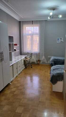 Satılır 7 otaqlı həyət evi/bağ evi 400 m², Həzi Aslanov q., photo 18 from 32