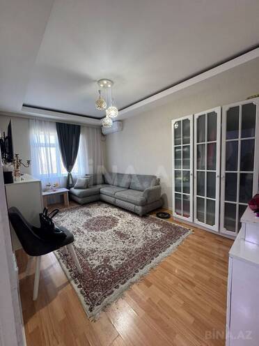 Satılır 2 otaqlı köhnə tikili 59 m², Massiv V q., photo 1 from 10