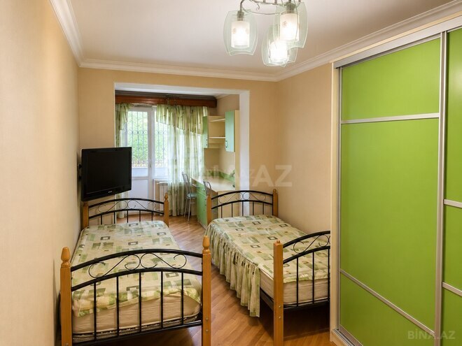 Satılır 3 otaqlı köhnə tikili 93 m², Gənclik m., photo 5 from 10