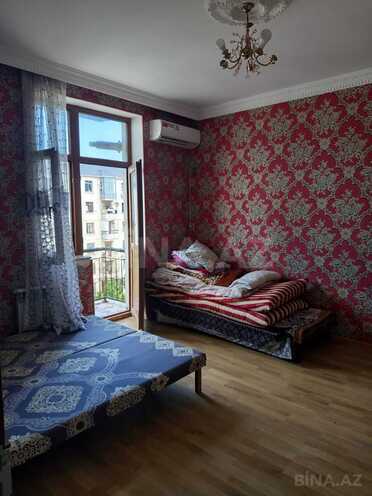 Продаётся 1-комн. новостройка 36 м², Абшеронcкий  р., photo 1 from 13